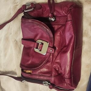 B. Makowsky Shoulder bag